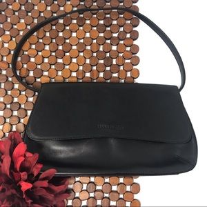 Kenneth Cole Black Leather Shoulder Strap Bag